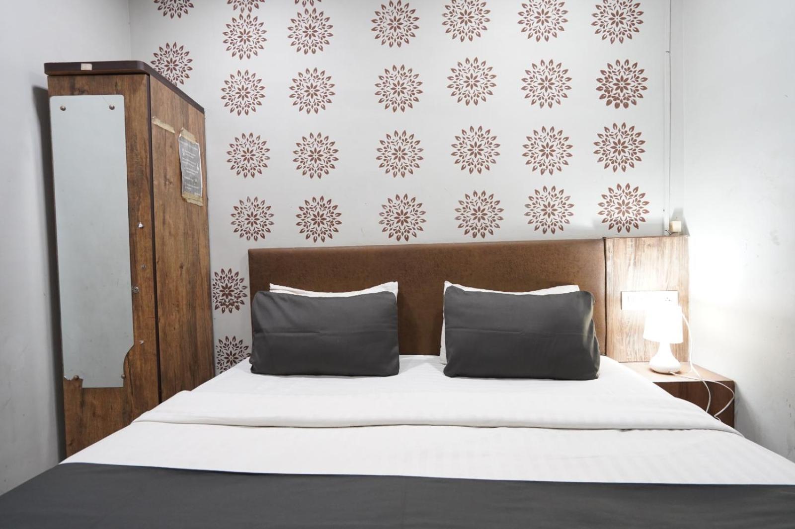 Hotel Sai Inn, Ahmedabad Airport 外观 照片